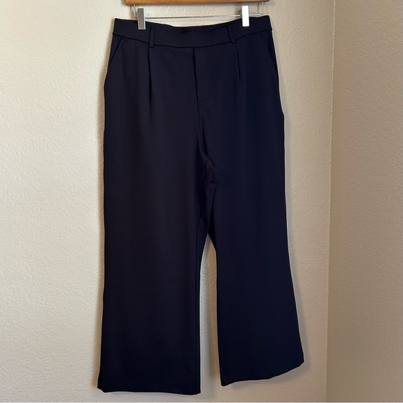 NWT, Halara Women’s High Waisted Pleated Pull-On Wide Leg Pants in Black, Large - Picture 1 of 10